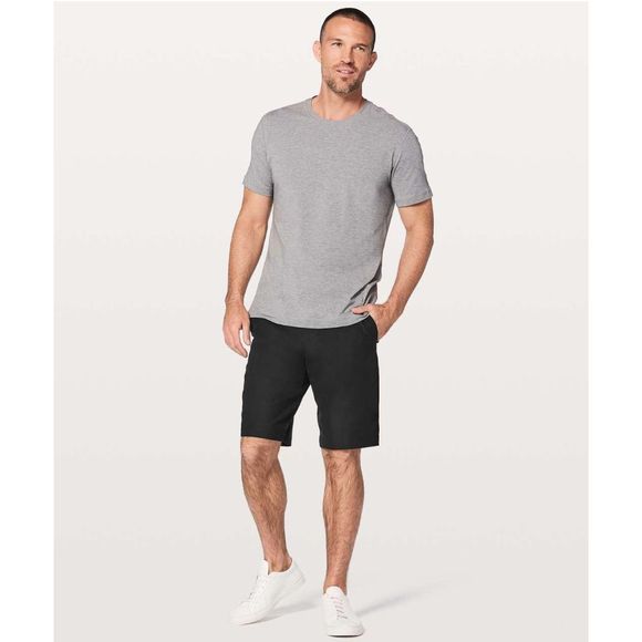 lululemon athletica Other - Lululemon Mens Black Commission Relaxed Warpstreme 11” Shorts Size 34 Chino Golf